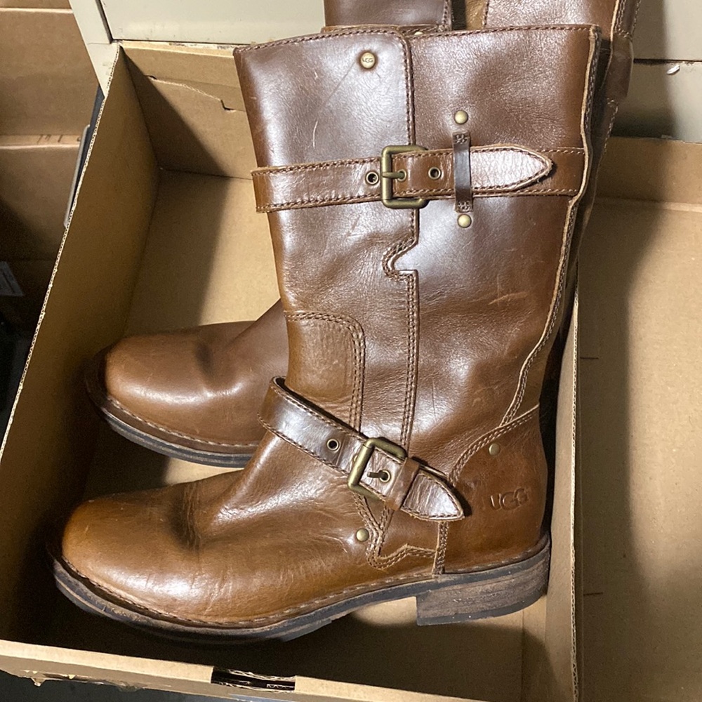 Ugg leather boots